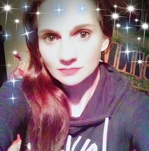 Meet your Posher, Becky